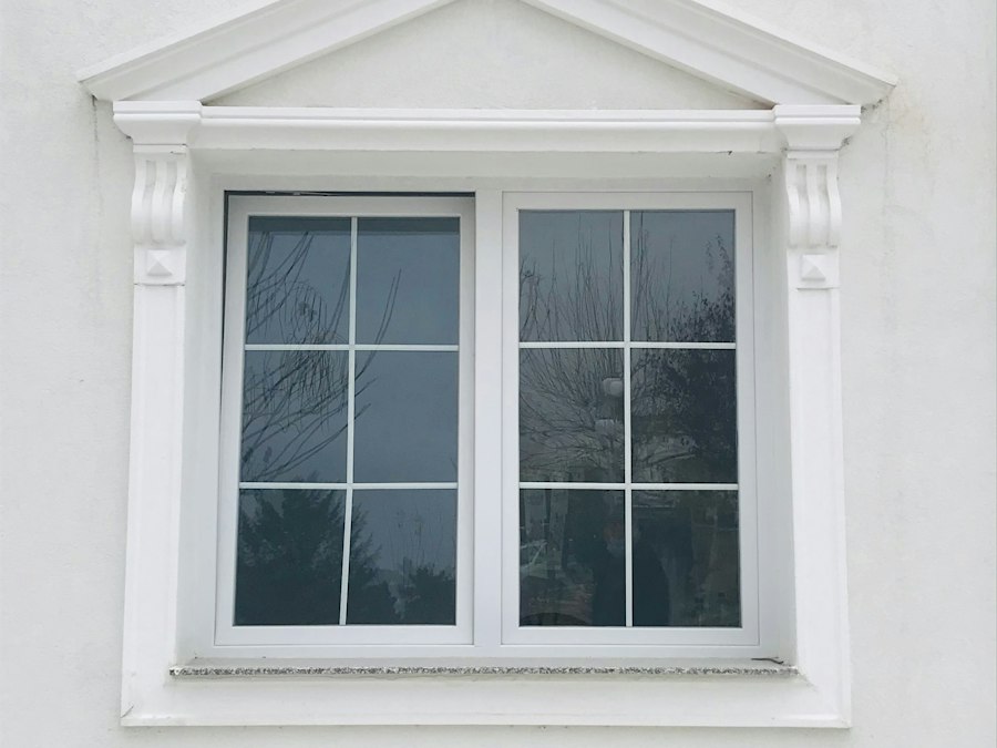 Weißes Kunststofffenster